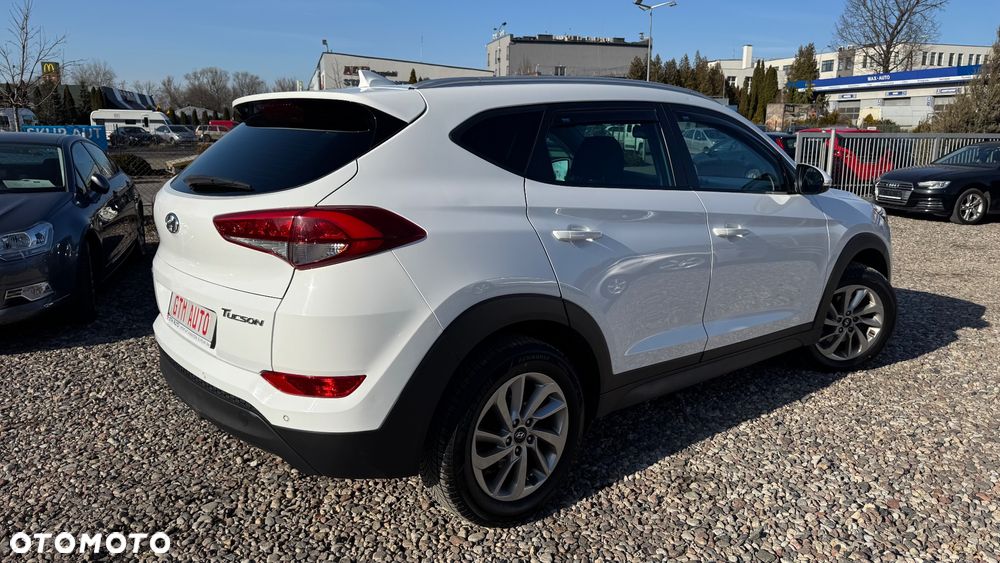 Hyundai Tucson blue 1.7 CRDi 2WD Style - 12