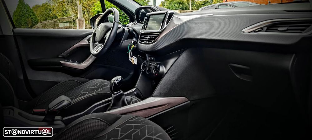 Peugeot 2008 1.2 PureTech Active - 7