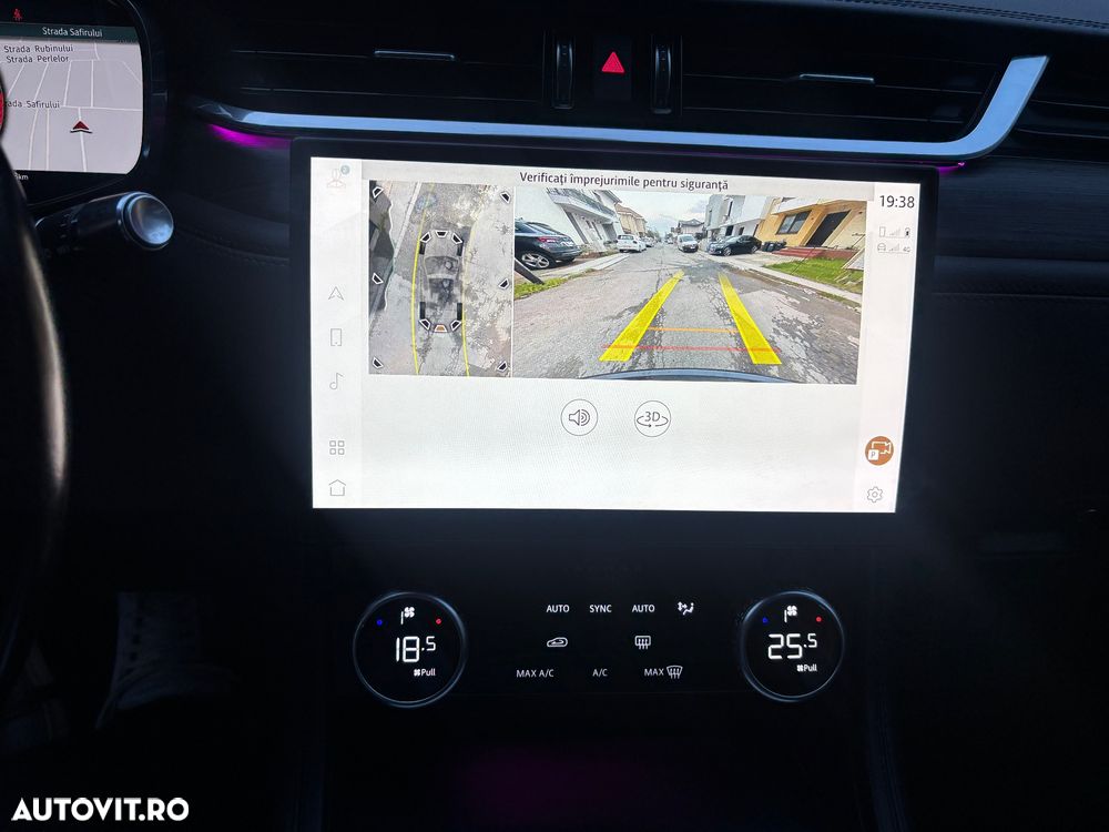 Jaguar F-Pace D200 AWD S - 14