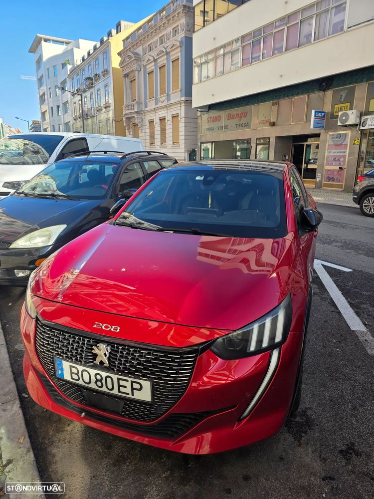 Peugeot 208 PureTech 100 GT - 1