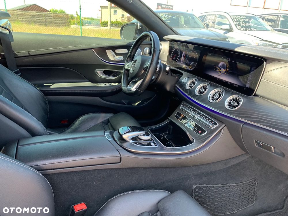 Mercedes-Benz Klasa E 400 4Matic Coupe 9G-TRONIC AMG Line - 19