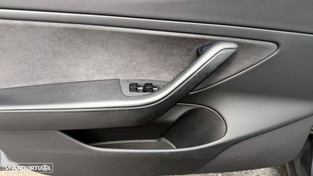 Tesla Model 3 Performance Dual Motor AWD - 14