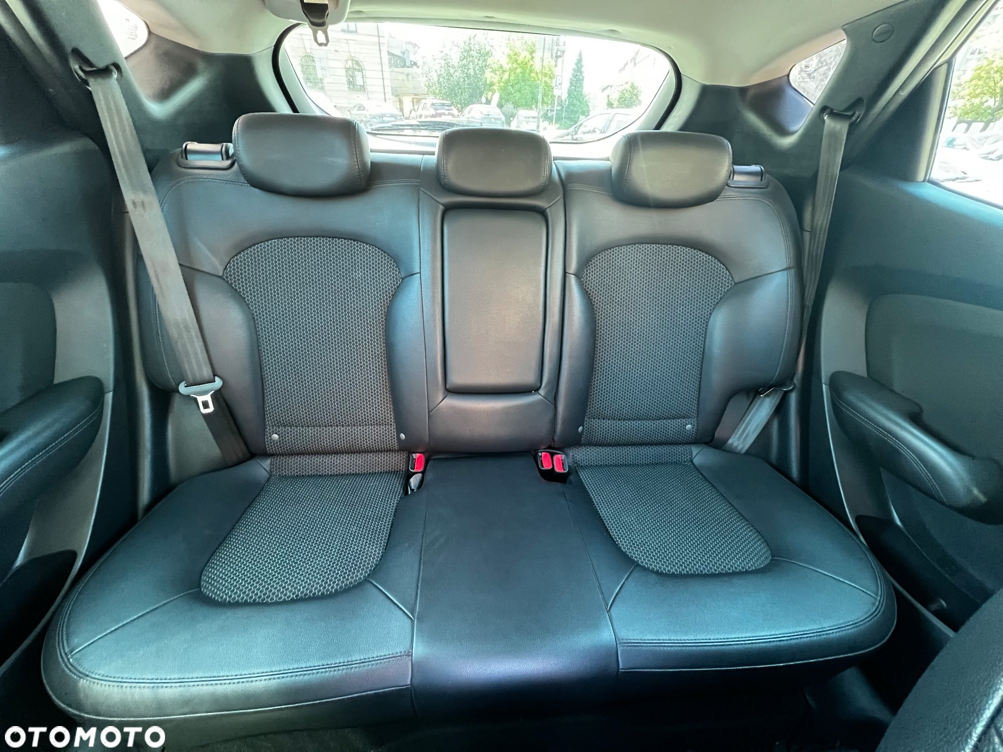Hyundai ix35 1.7 CRDi 2WD blue Style - 7