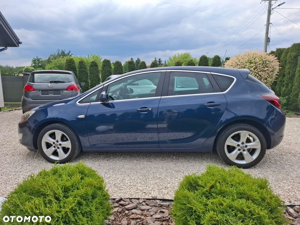 Opel Astra 1.4 Turbo Cosmo - 13