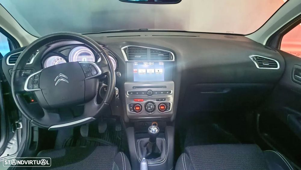 Citroën C4 1.2 PureTech Live - 9