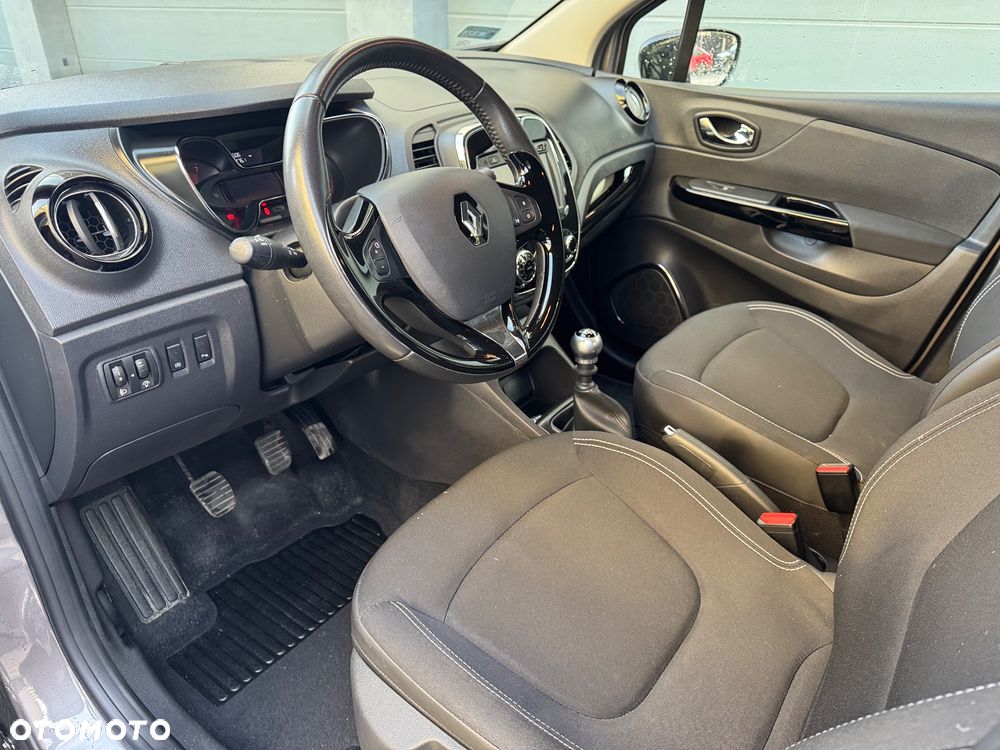 Renault Captur 1.2 Energy TCe Limited - 16