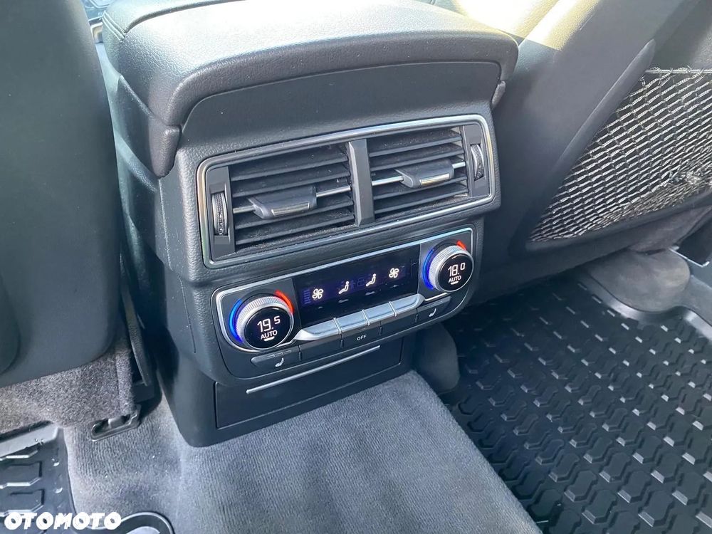 Audi Q7 - 30