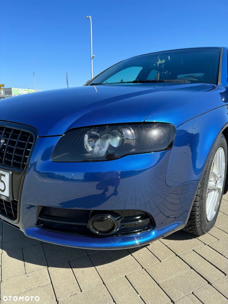 Audi A4 Limousine - 27
