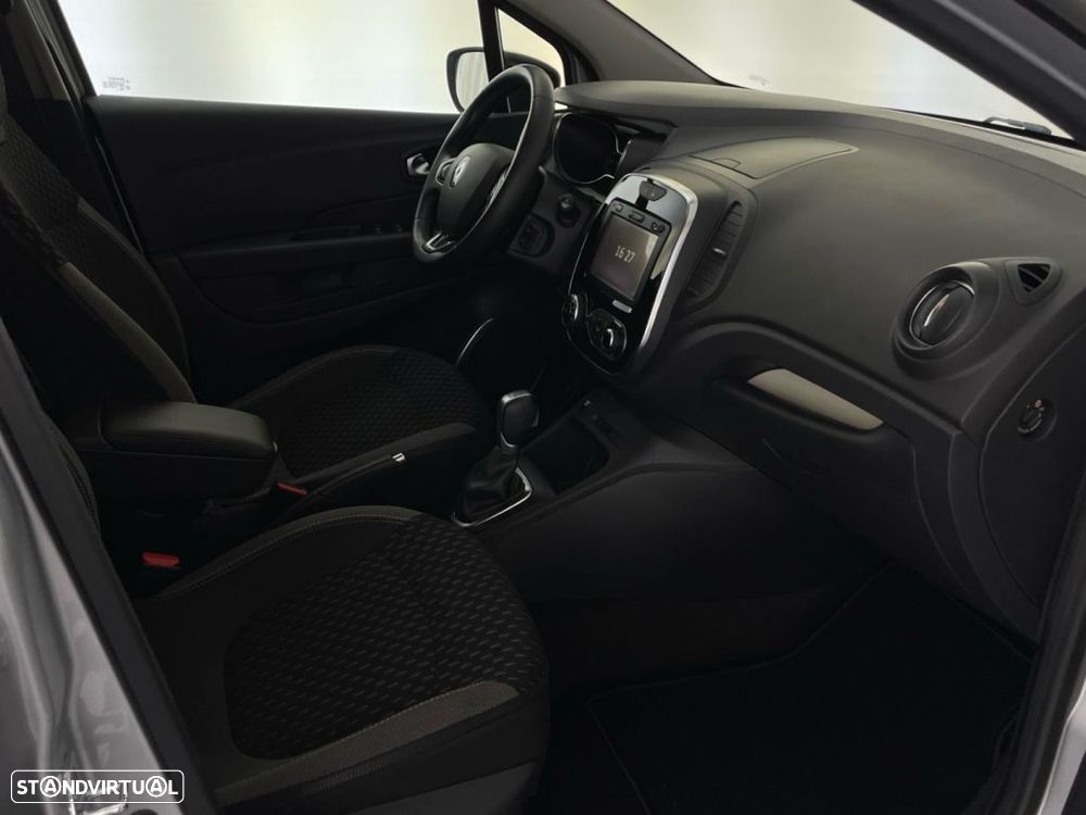 Renault Captur 1.5 dCi Exclusive EDC - 21