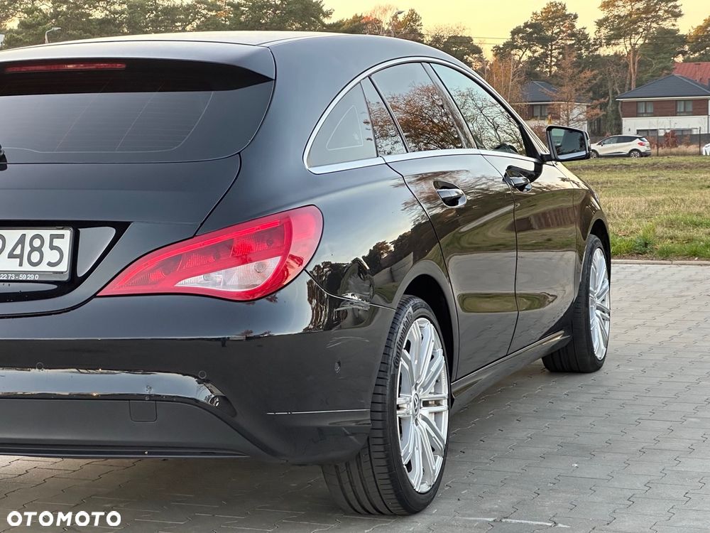 Mercedes-Benz CLA 200 d - 25