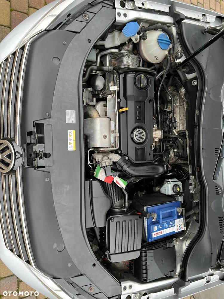 Volkswagen Passat 1.4 TSI BMT Comfortline - 9