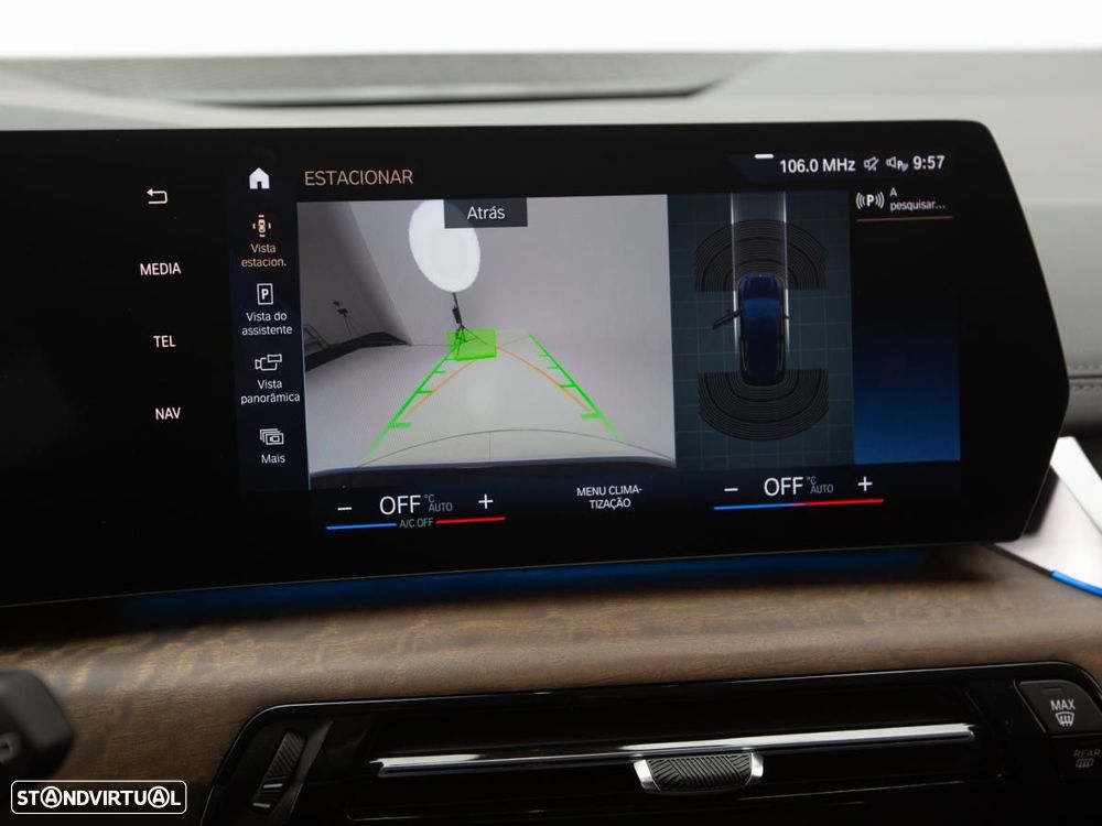 BMW 218 Active Tourer i Aut. Luxury Line - 37