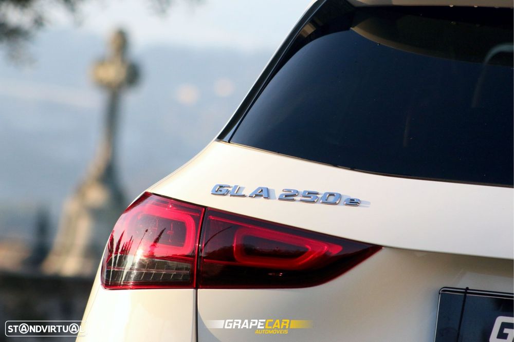 Mercedes-Benz GLA 250 e AMG Line - 8