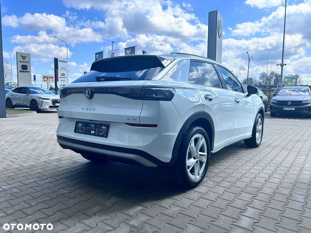 Volkswagen T-Roc - 3
