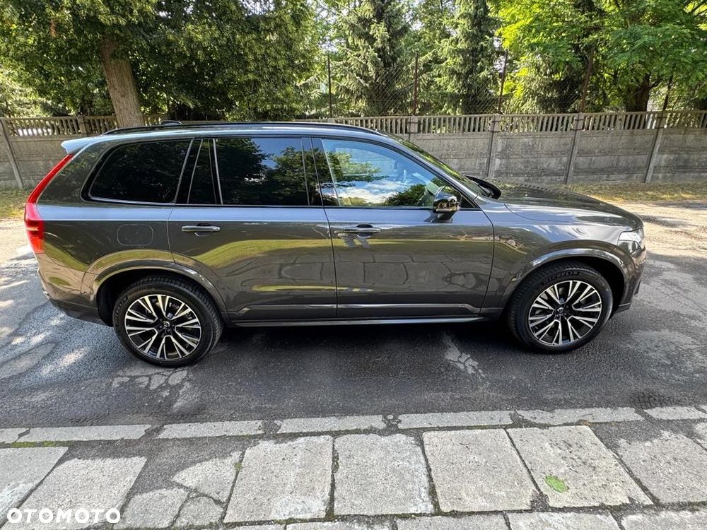 Volvo XC 90 T8 AWD Plug-In Hybrid Ultra Dark 7os - 4