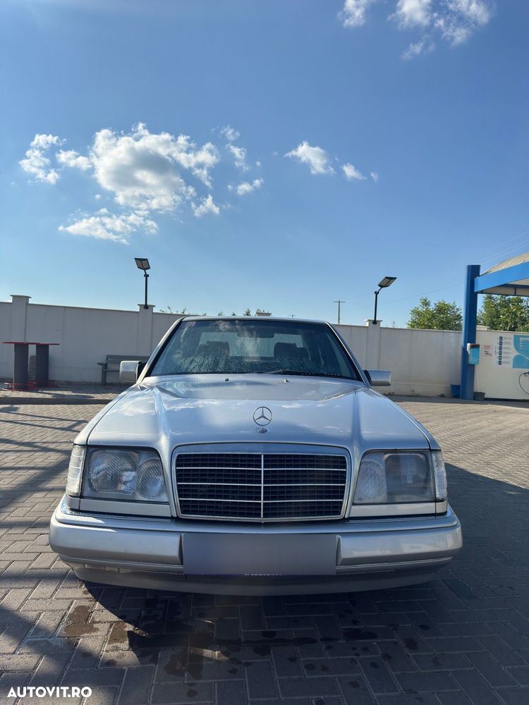Mercedes-Benz E - 1