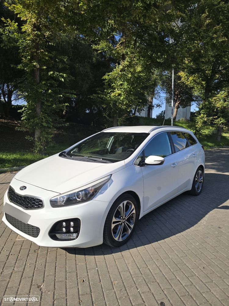 Kia Ceed SW 1.6 CRDi GT Line - 3