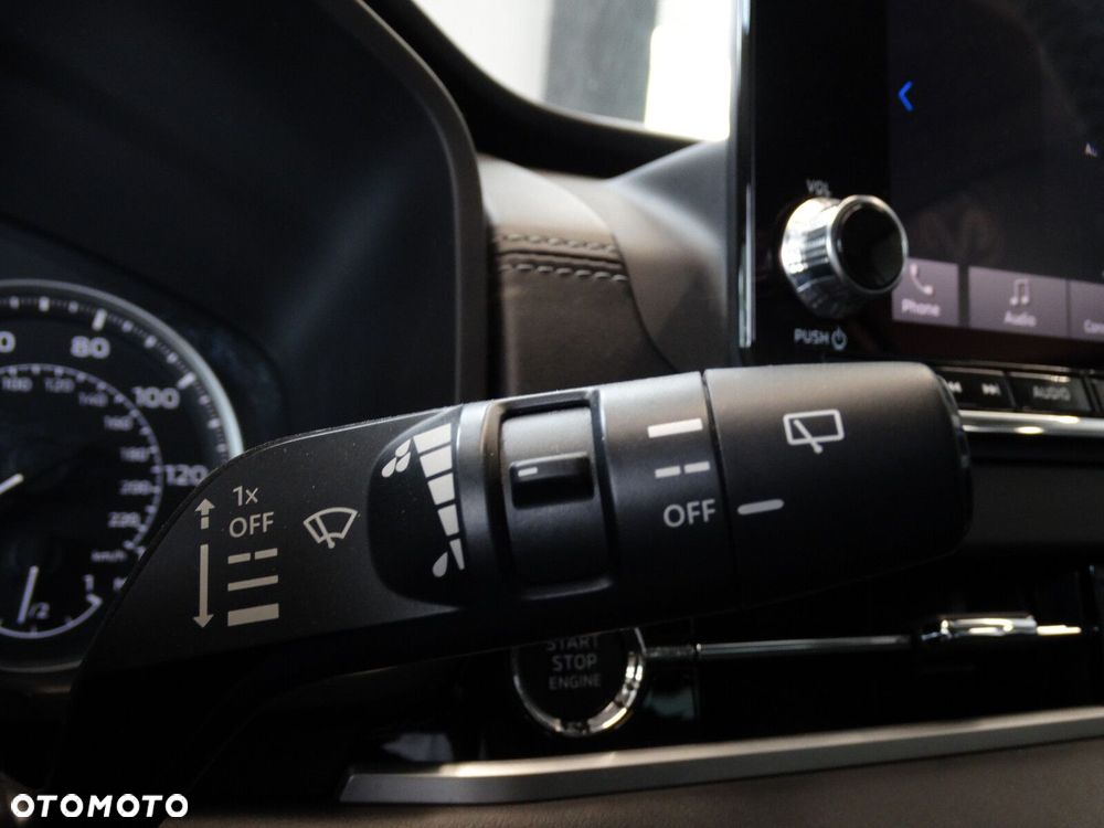 Mitsubishi Outlander - 13
