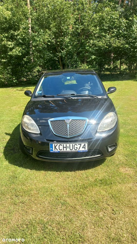 Lancia Ypsilon - 2