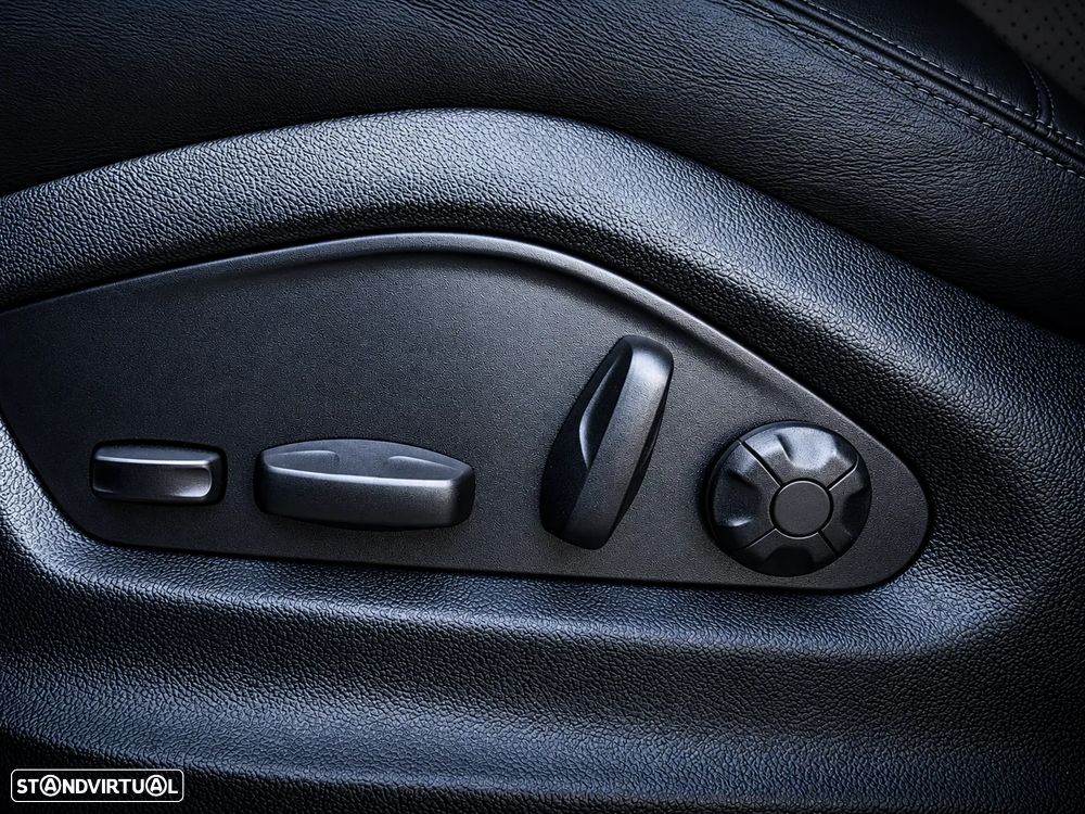 Porsche Cayenne Coupé E-Hybrid Tiptronic S Black Edition - 23