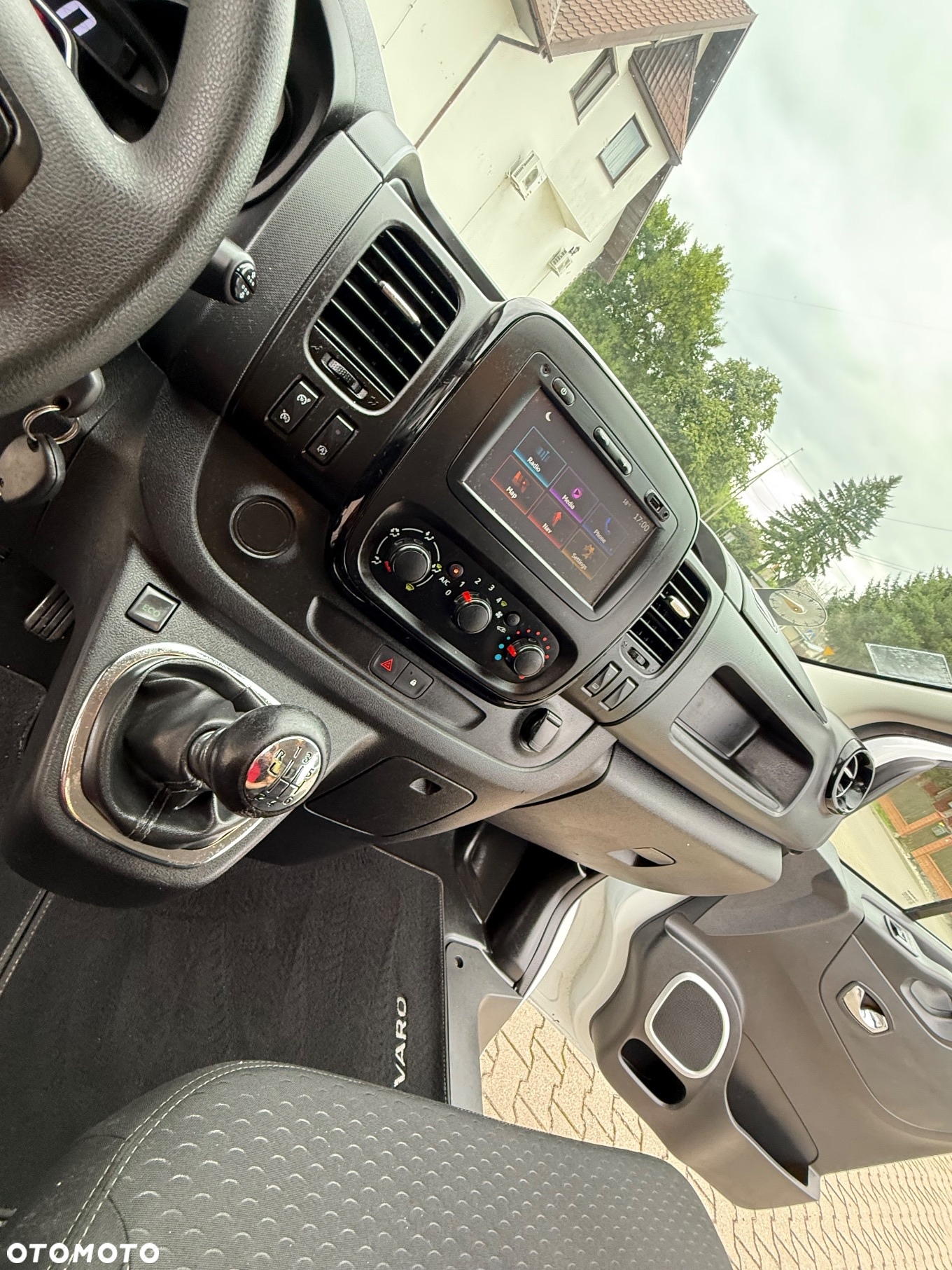 Opel Vivaro Long Serwis Klima Navi Webasto - 36