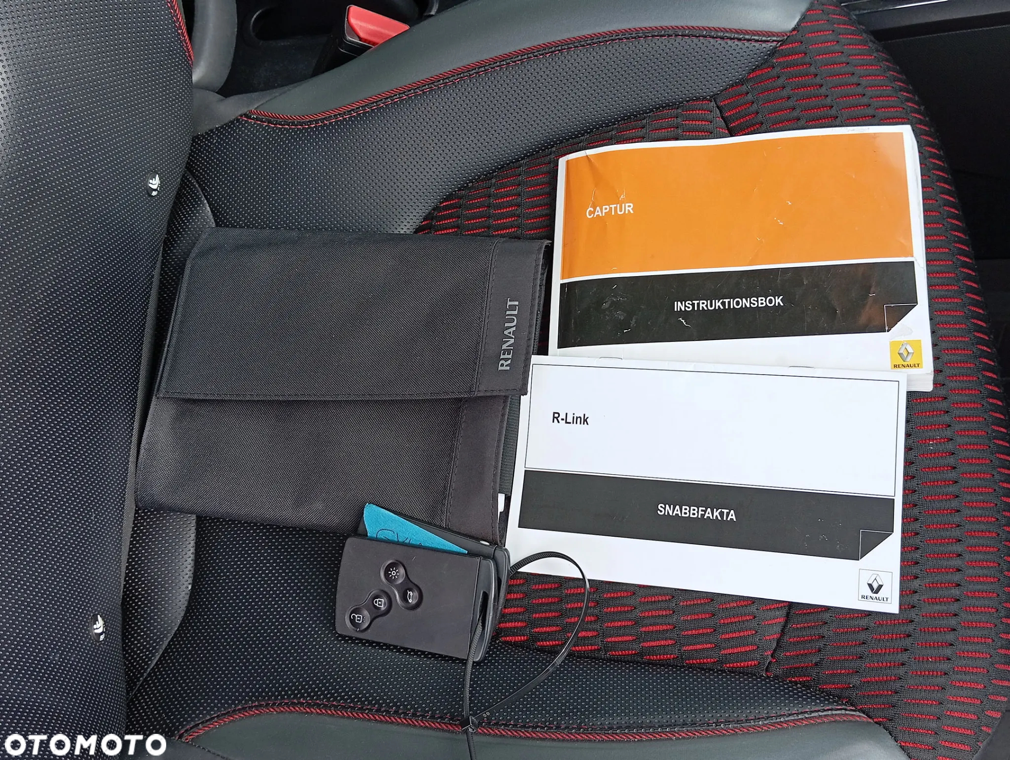 Renault Captur 0.9 Energy TCe Helly Hansen - 36