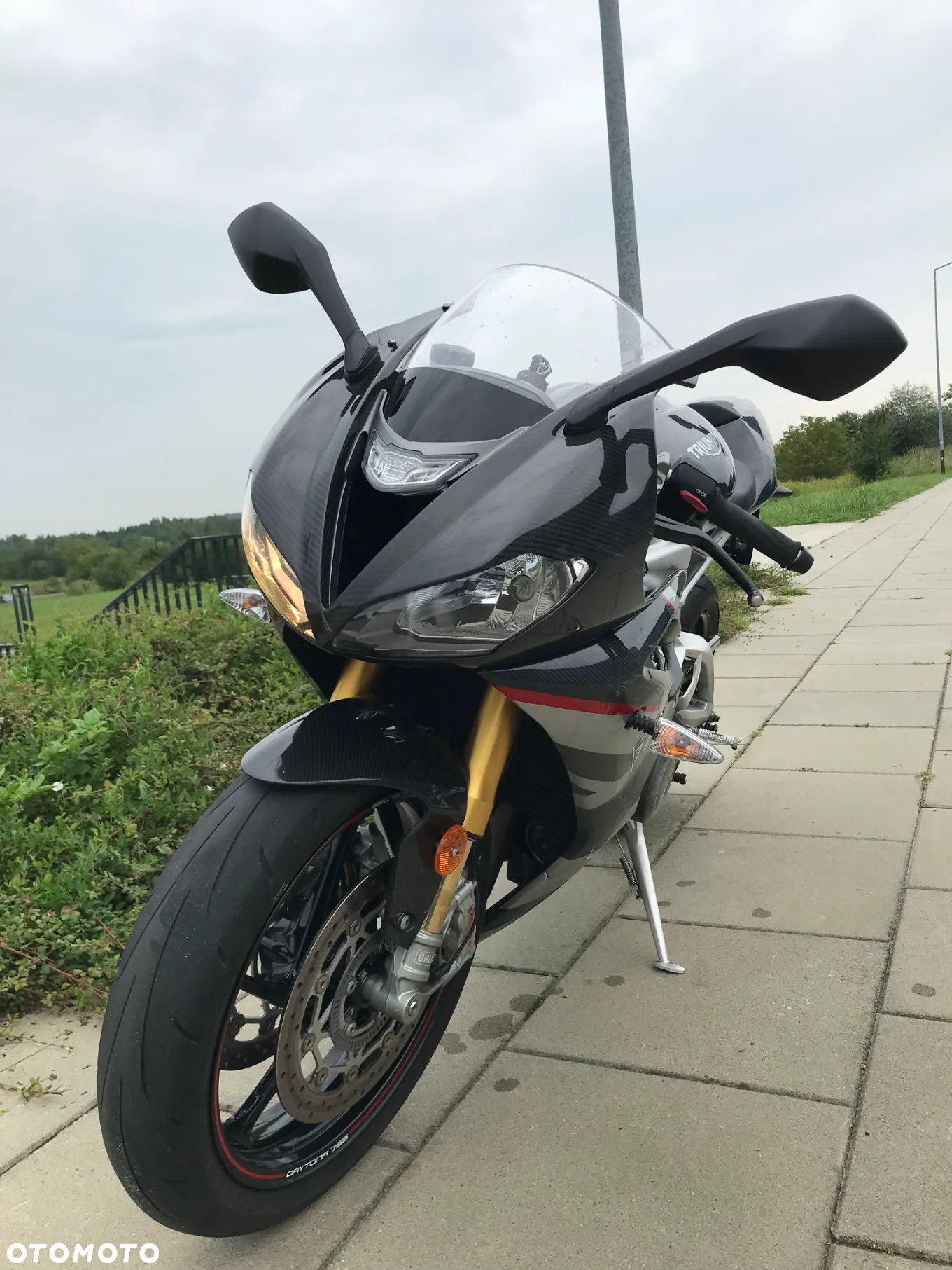 Triumph Daytona - 8