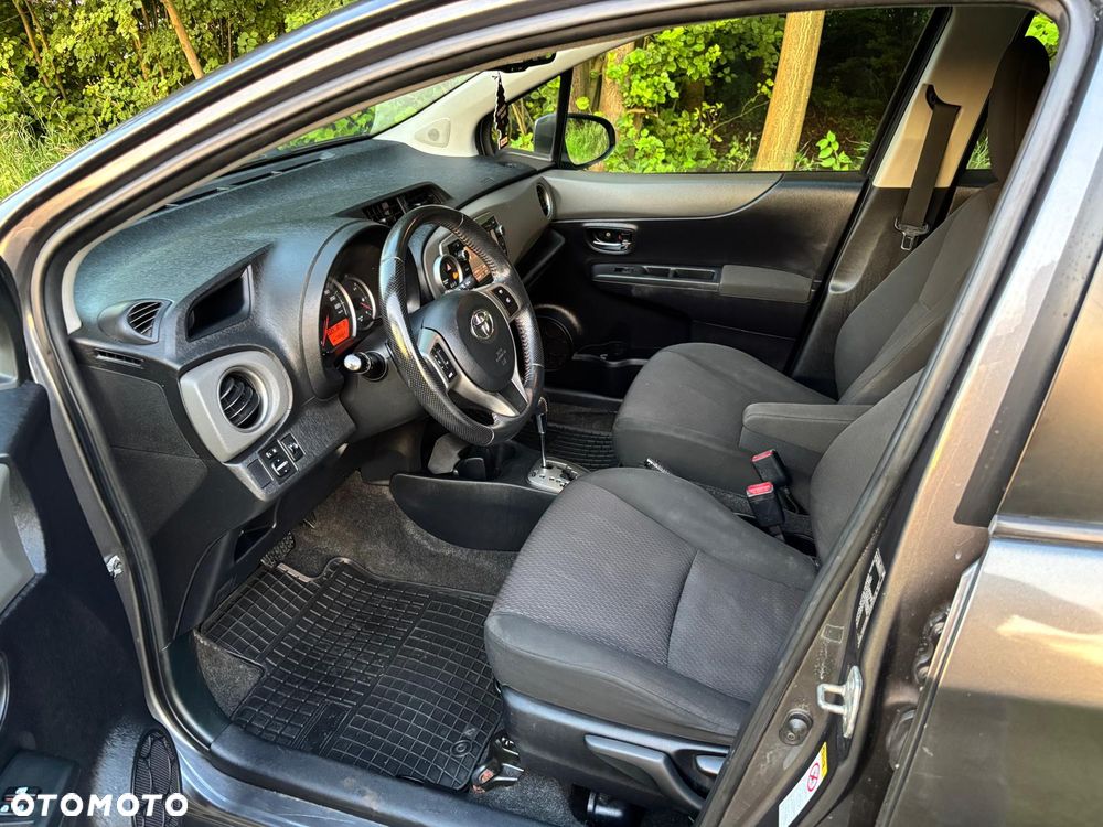 Toyota Yaris 1.33 VVT-i Multi Mode Executive - 8