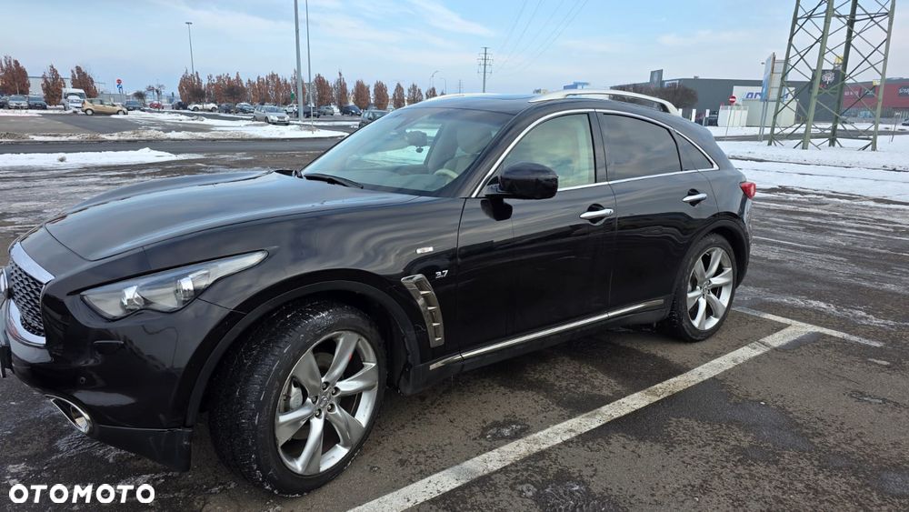 Infiniti Q70 3.7 Sport Tech EU6 - 5