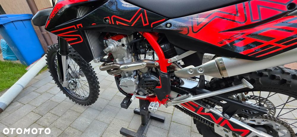 SWM RS 500 R - 3