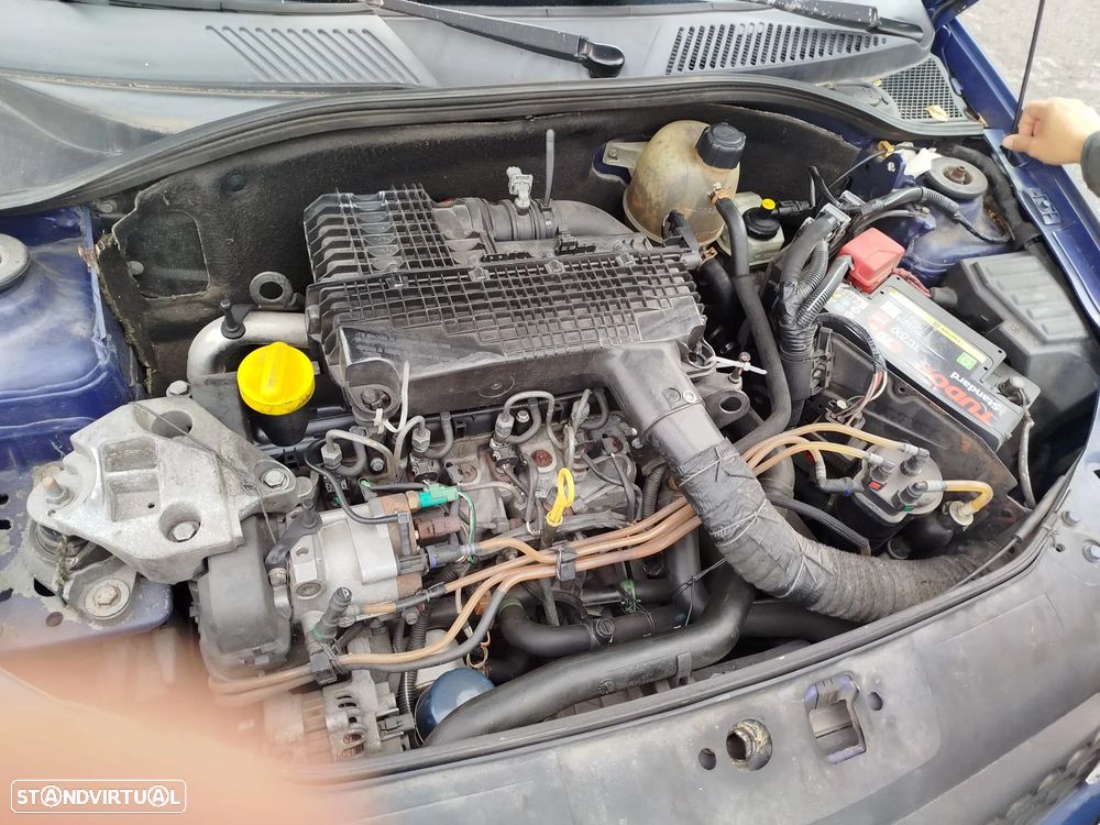 Renault Clio - 8