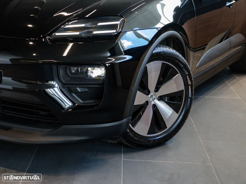 Porsche Macan Electric - 14