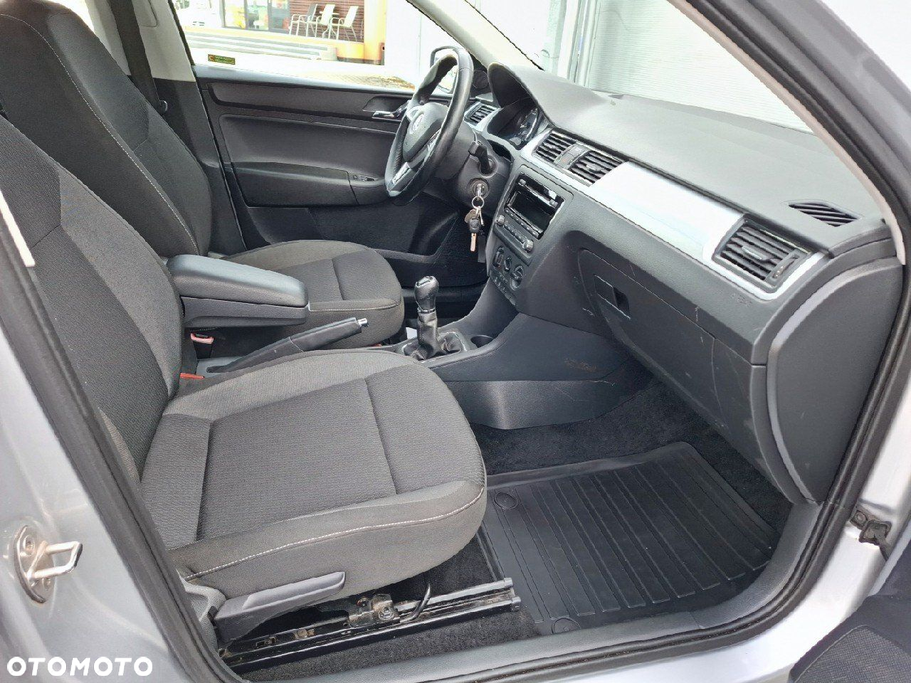 Skoda RAPID - 21