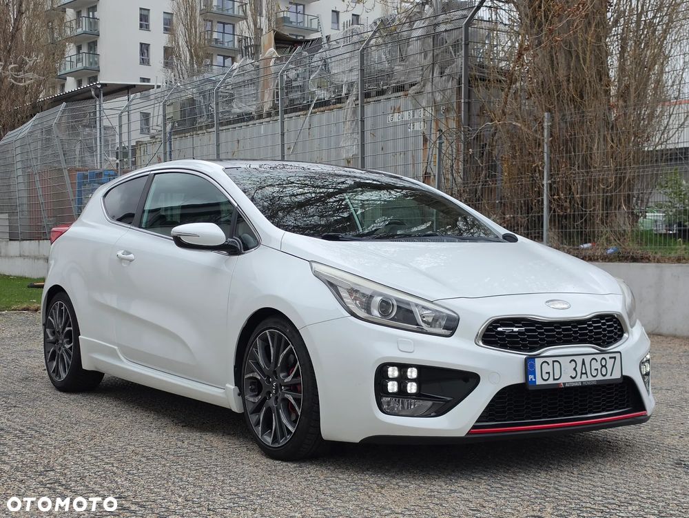 Kia ProCeed - 2