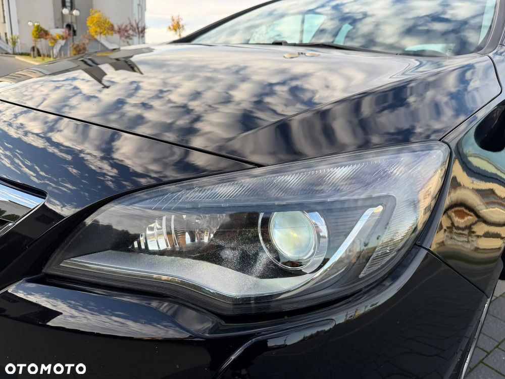 Opel Astra 1.6 Turbo Sport - 25
