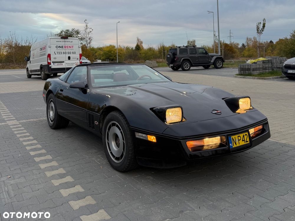 Chevrolet Corvette - 3