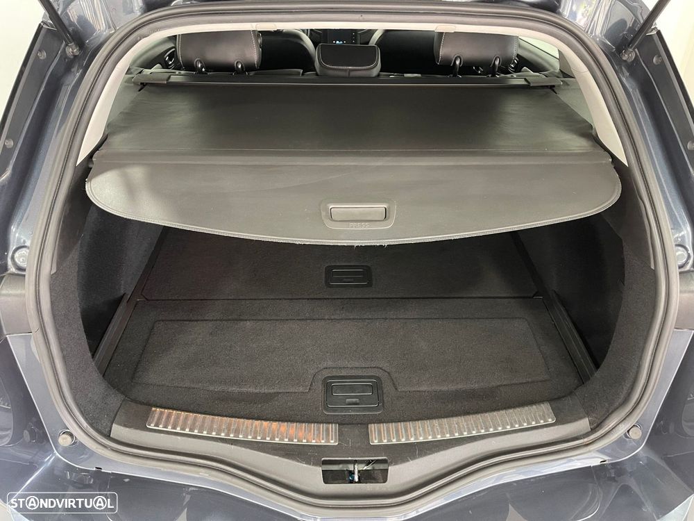 Renault Mégane Sport Tourer ENERGY dCi 130 INTENS - 52