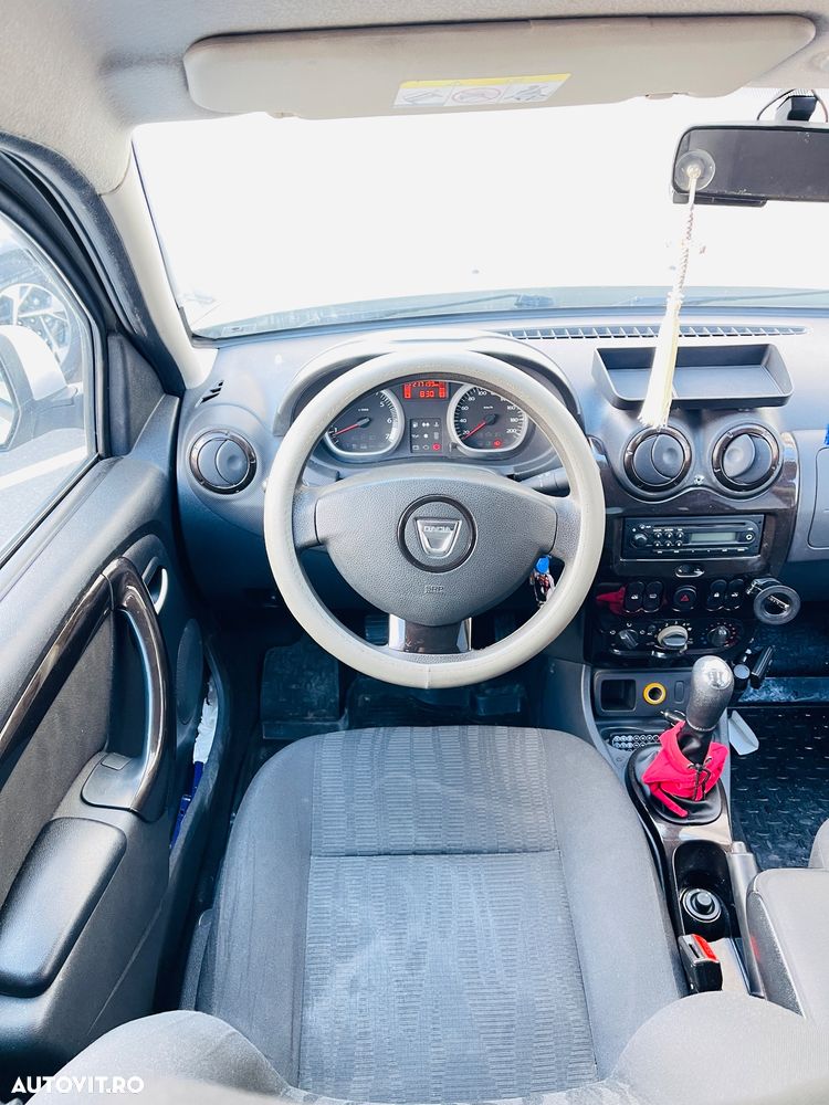 Dacia Duster 1.5 dCi 4x2 Ambiance - 11