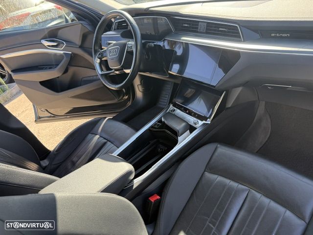 Audi e-tron 55 quattro - 31