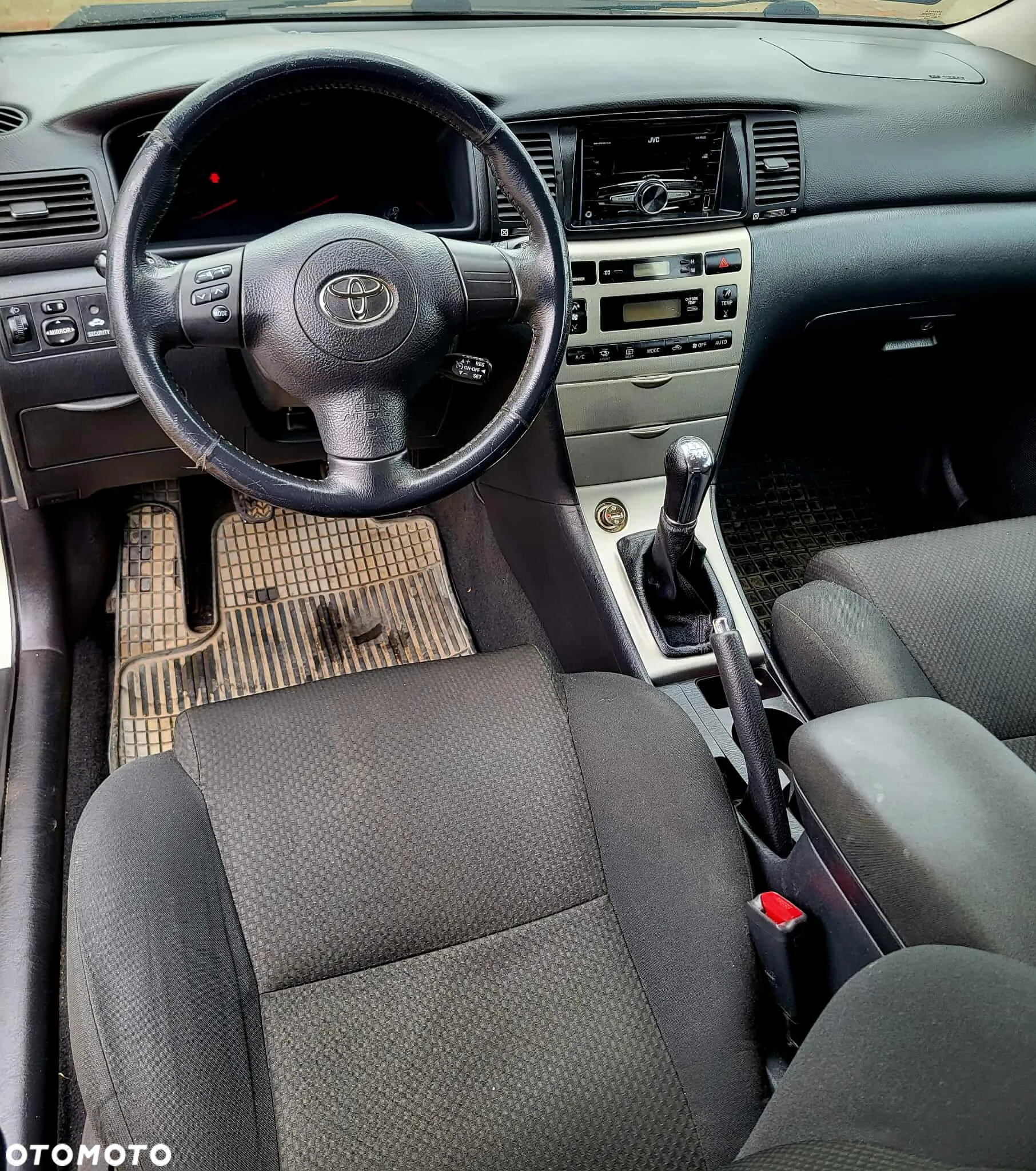 Toyota Corolla 2.0 D-4D Luna - 6