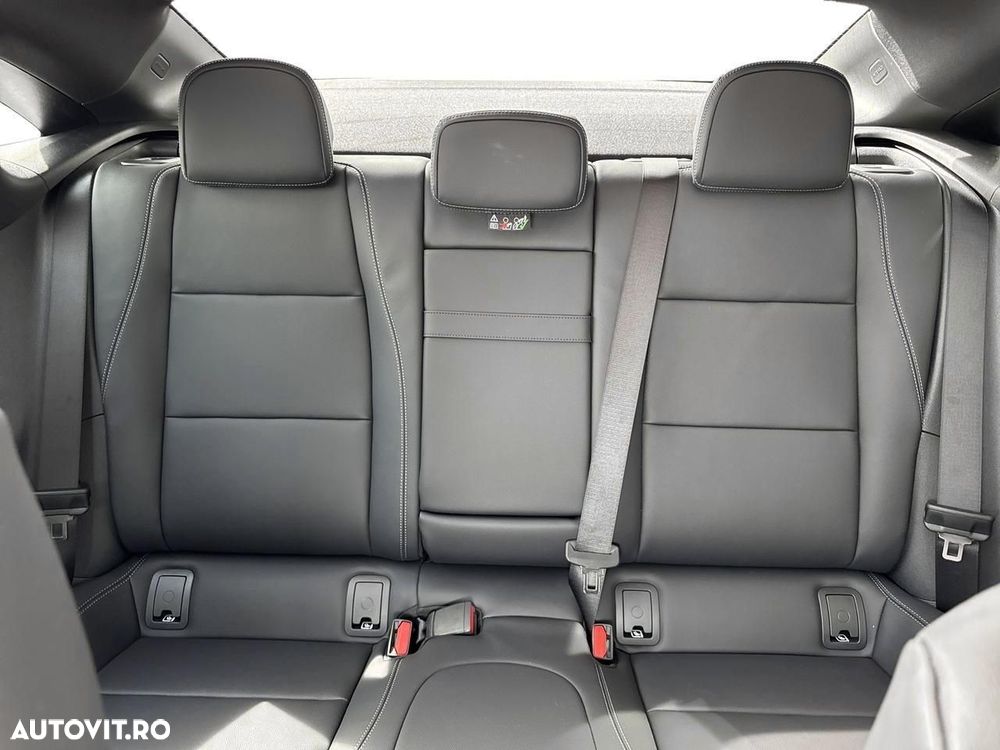 Mercedes-Benz CLA - 14