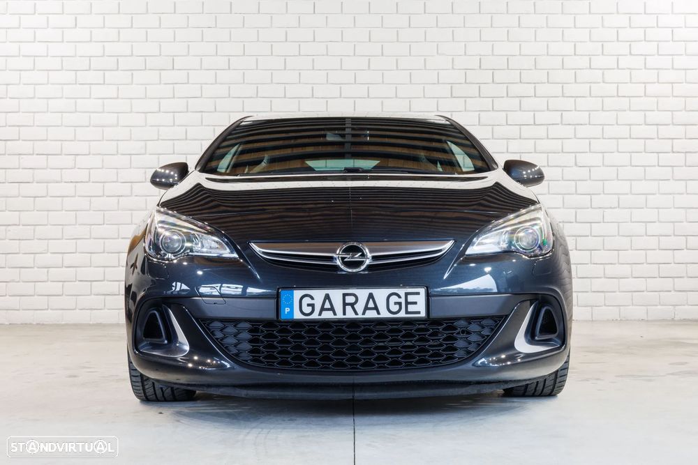 Opel Astra GTC OPC 2.0 T - 2