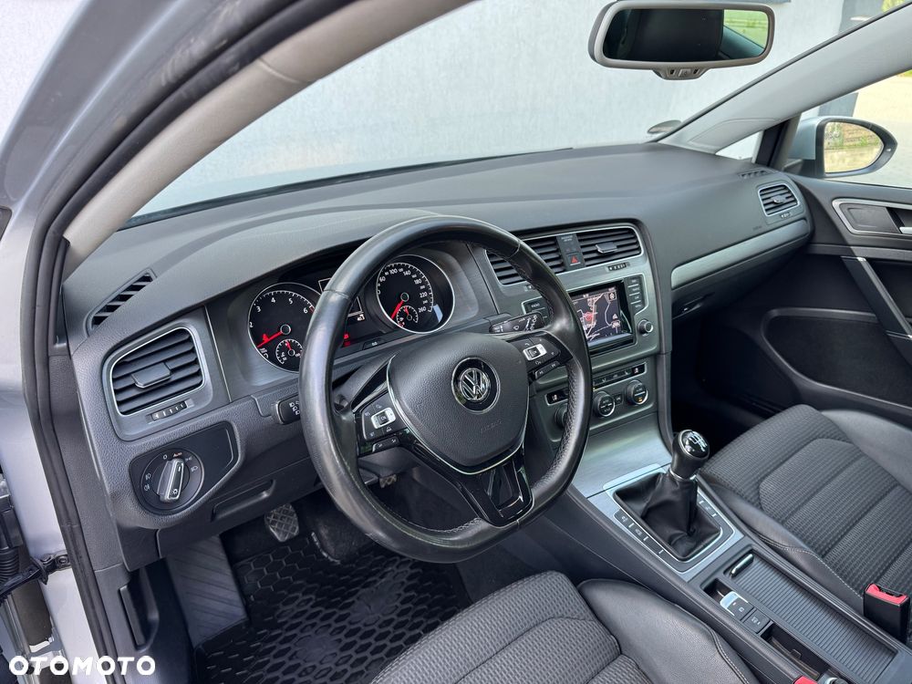 Volkswagen Golf 1.4 TSI BMT Highline - 20