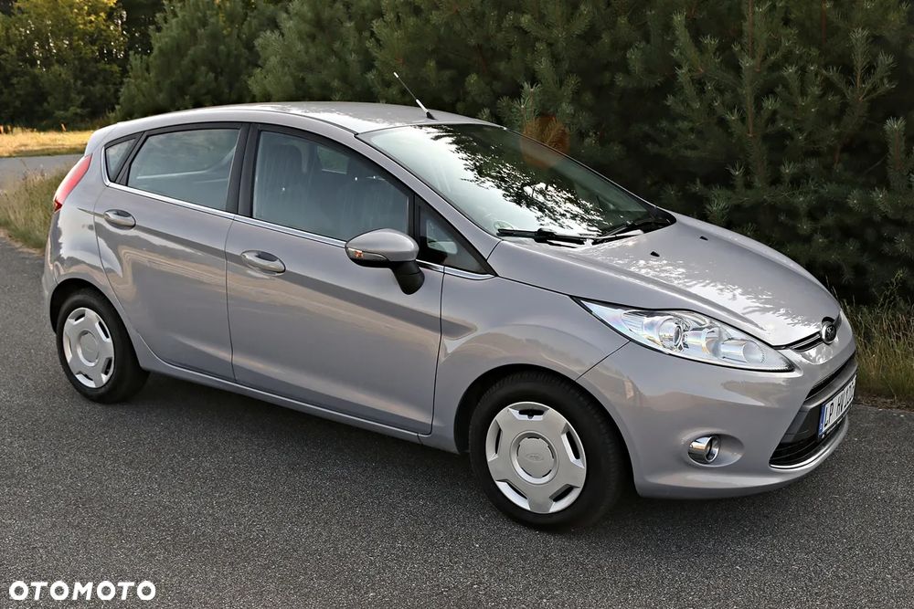 Ford Fiesta 1.6 TDCi Champions Edition - 20