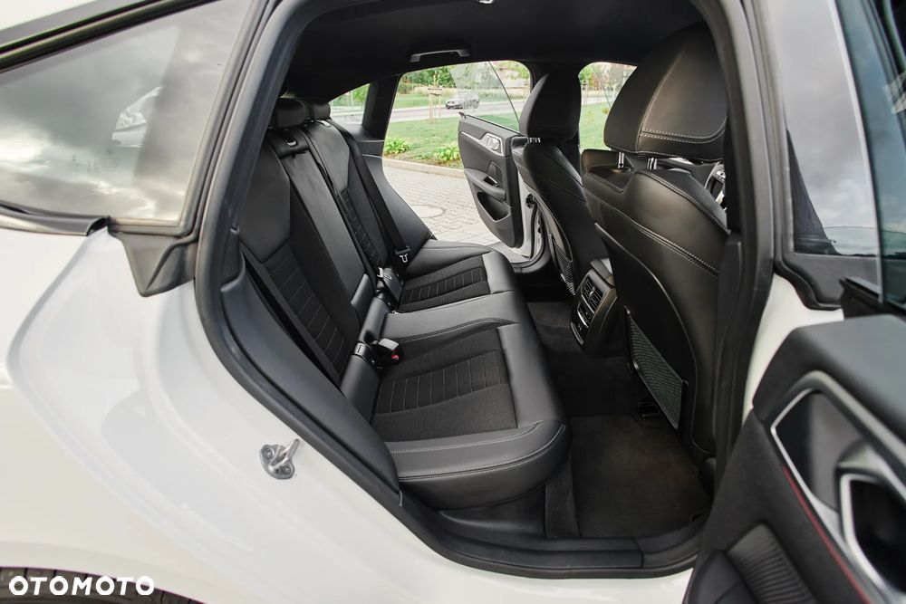 BMW Seria 4 - 8