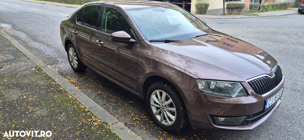 Skoda Octavia 2.0 TDI DSG Ambition - 8