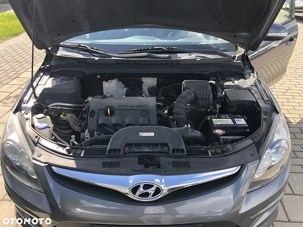 Hyundai i30 1.4 Comfort - 27