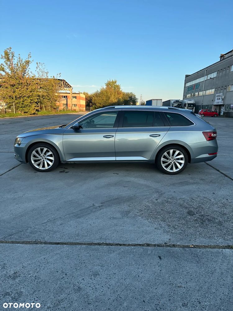 Skoda Superb 2.0 TDI Style DSG7 - 10