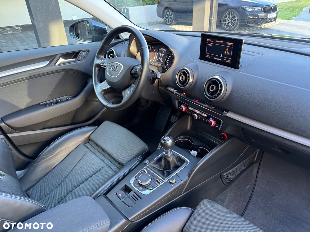 Audi A3 Sportback 2.0 TDI - 16