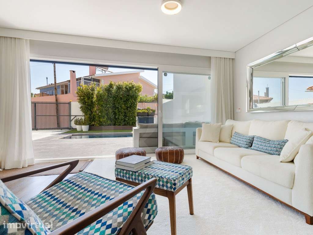 Moradia de luxo T4 no Murtal com piscina aquecida e rooftop panorâmico - Grande imagem: 5/32
